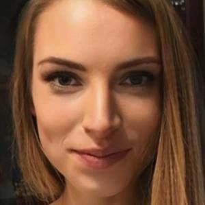 Meet your Posher, Лина